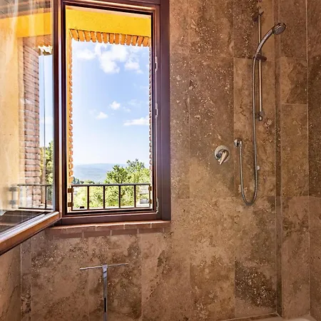 In * 蒙泰韦尔迪马里蒂莫